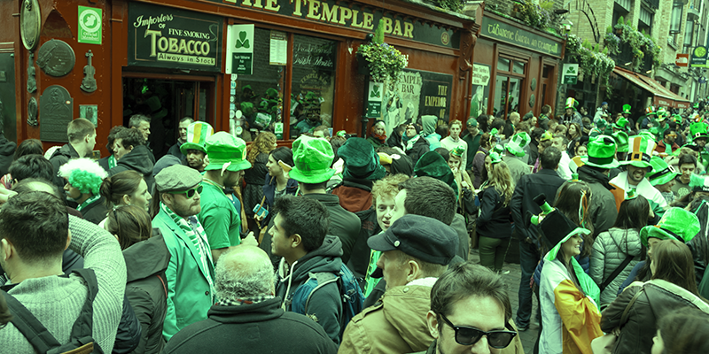 Securing-bars-and-nightclubs-during-St.-Patricks-day